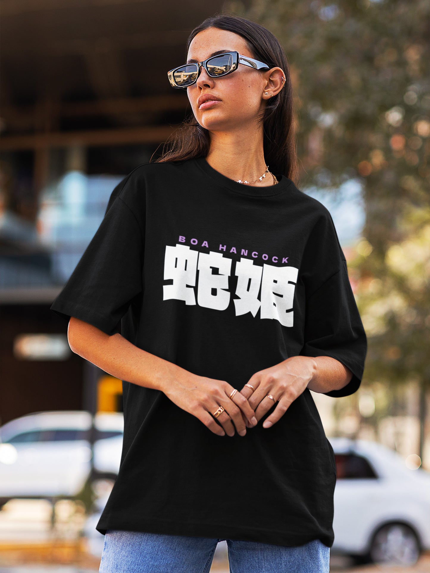 Boa Hancock – Queen of Pirates Oversized T-Shirt