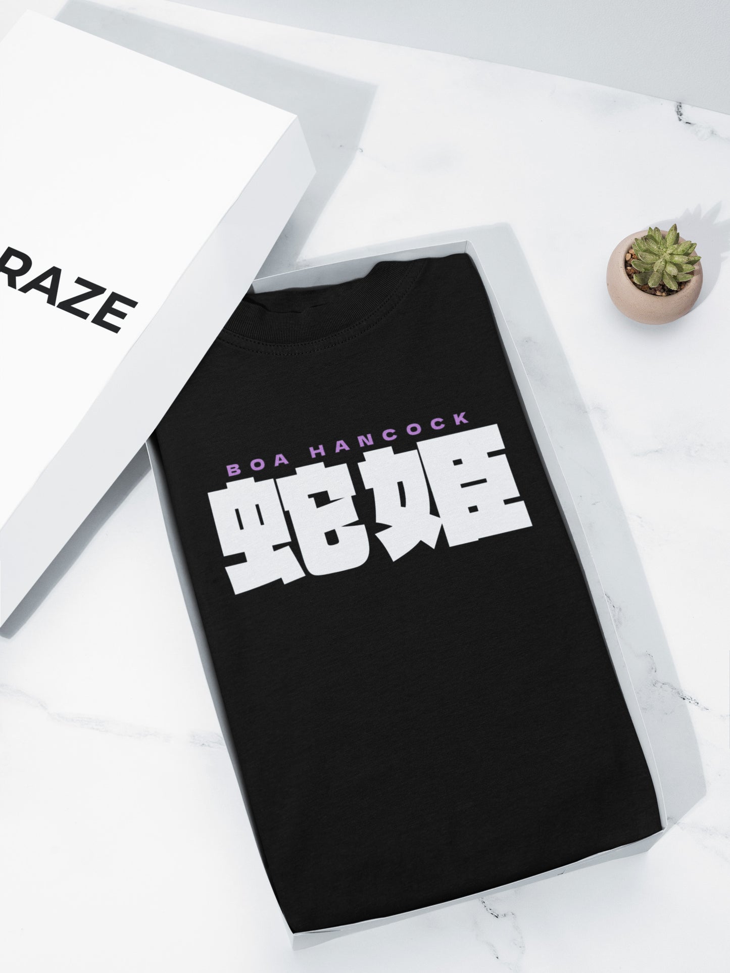 Boa Hancock – Queen of Pirates Oversized T-Shirt
